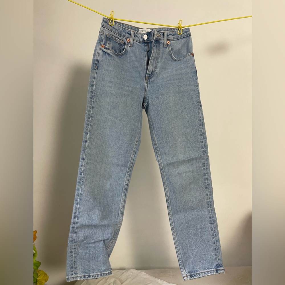 Zara Women’s Straight Leg Denim Size 04